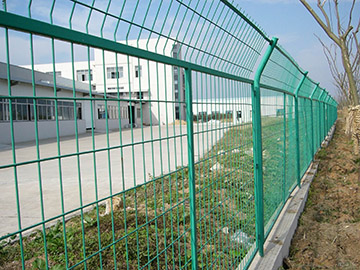 公路护栏网