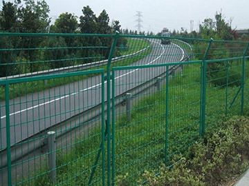 公路护栏网图片3